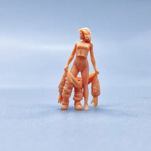 Load image into Gallery viewer, Alan Ripley Alien Miniature Unpainted Figure 1/64 1/50 1/43 1/35 1/24 1/18 Scale Model Scene Layout Accessories Diorama Supplies