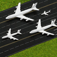 Load image into Gallery viewer, 3pcs Unpainted Miniature Airplane Models Scale 1:150-500 Aircraft for Diorama Projects, Airport Scenery