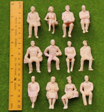 Load image into Gallery viewer, 12pcs 1:25 G Scale Miniature Unpainted Model Train Figures, Plastic Seated People for Railway Layouts, Diorama Building, Craft Supplies