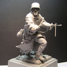 Load image into Gallery viewer, WWII Sixth Legion Soldier Unpainted Resin Figure 1/16 Scale Unassembled Model