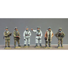 Load image into Gallery viewer, WWII German Officer Group Winter Soldiers 6 People Miniature Unpainted Resin Figure 1/72 Scale Unassembled Model