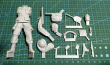 Load image into Gallery viewer, WWII US Army Soldier 101st Airborne Division Unpainted Resin Figure 1/16 Scale Unassembled Model