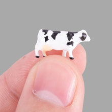 Load image into Gallery viewer, 6 pcs Miniature Dairy Cow Farm Animal Figure 1:150 Model N Scale Fairy Garden Landscape Accessories Terrarium Diorama Craft Supplies