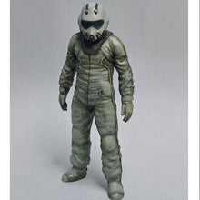 Load image into Gallery viewer, Mercenary Army Space Pilot Unpainted Resin Figure 1/20 Scale Unassembled Model