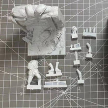 Load image into Gallery viewer, WWII Army Soldier Throwing Grenade with Scene Unpainted Resin Figure 1/35 Scale Unassembled Model