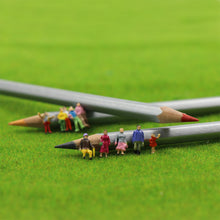 Load image into Gallery viewer, 100pcs Miniature Passenger People Figures 1:160 N Scale Model Train Scenery Diorama Supplies