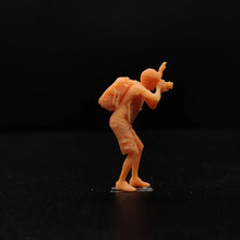 Load image into Gallery viewer, Backpacker taking photos Miniature Unpainted Figure 1/64 1/50 1/43 1/35 1/24 1/18 Scale Model Scene Layout Accessories Diorama Supplies