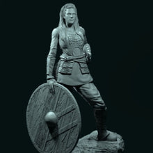 Load image into Gallery viewer, Ancient Roman Female Soldier Unpainted Resin Figure 1/18 Scale Unassembled Model