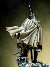 Load image into Gallery viewer, Medieval Teutonic Knight Resin Figure 1/18 Scale Unassembled Model