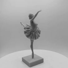 Load image into Gallery viewer, Black Swan Natalie Portman Ballet Dancer Unpainted Resin Figure 1/24 Scale Unassembled Model