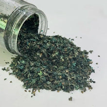 Load image into Gallery viewer, 50ml Simulated Leaves Foliage for Model Trees, Dioramas, Micro Landscapes, Railway Scenery, Wargaming Terrain, DIY Miniature Craft