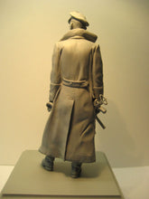 Load image into Gallery viewer, WWII Western War Commander Soldier Unpainted Resin Figure 1/16 Scale Unassembled Model