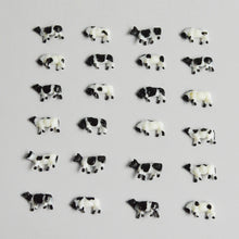 Load image into Gallery viewer, 60 pcs Miniature Dairy Cow Farm Animal Figure 1/150 1/87 Models N HO Scale Garden Landscape Scenery Layout Accessories Diorama Supplies