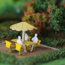 Load image into Gallery viewer, 100pcs HO Scale 1:87 Unpainted Seated Figures, White Miniature People for Model Train Layouts, Dioramas, Railway Scenes & Building Projects