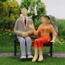 Load image into Gallery viewer, 12pcs Minitaure Seated People Figures Scale 1:25 for Model Railway Diorama Scenery Supplies