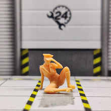 Load image into Gallery viewer, Sexy Policewoman Miniature Unpainted Figure 1/64 1/43 Scale Model Street Building Scene Layout Accessories Diorama Supplies