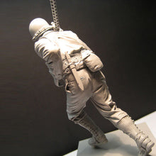 Load image into Gallery viewer, WWII US Army Soldier Unpainted Resin Figure 1/16 Scale Unassembled Model