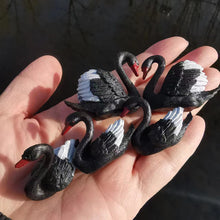 Load image into Gallery viewer, 5pcs Mini Black Swan Figurines, Resin Miniatures for Fairy Garden, Terrarium, Dollhouse, Bonsai Decor, DIY Crafts & Diorama Scenes