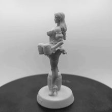 Load image into Gallery viewer, German Beer Girl Unpainted Resin Figure 1/24 Scale Unassembled Model