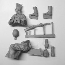 Load image into Gallery viewer, WWII Armored Tank Soldier Seated Unpainted Resin Figure 1/16 Scale Unassembled Model