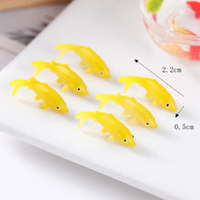 Load image into Gallery viewer, 50pcs 1.5cm 2.2cm Mini Koi Fish Resin Ornaments Small Carp Epoxy Goldfish for Crafts, Fish Tank Decor, Fairy Garden, Miniatures DIY Projects