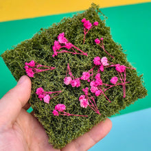Load image into Gallery viewer, Miniature Flower Cluster Shrubs Model 4 Colors Grass Bush for Diorama, Sand Table, Railway, Wargame, Garden Scenes, Landscape Craft Supplies
