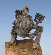 Load image into Gallery viewer, Armored Robot Soldier Unke And Pilot Unpainted Resin Figure 1/35 Scale Unassembled Model