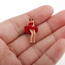 Load image into Gallery viewer, Miniature Photoshoot Sexy Lady Woman Man People Figure 1:64 Model Sand Table Scenery Building Street Landscape Accessories Diorama Supplies