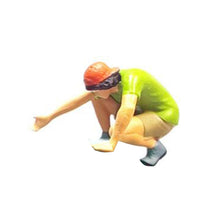 Load image into Gallery viewer, Miniature Rock Climber Sport Climbing People Unpainted Figure 1:64 Model Building Landscape Scenery Layout Accessories Diorama Supplies