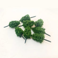 Load image into Gallery viewer, 50 pcs 4cm Miniature Green Tree Models HO Scale Train Railway Layout Accessories DIY Landscape Dollhouse Terrarium Diorama Craft Supplies