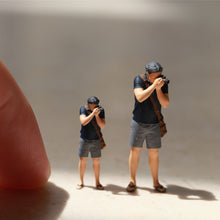 Load image into Gallery viewer, Miniature Man Photographer People Unpainted Figure 1/87 1/64 Model Street Building Landscape Scenery Layout Accessories Diorama Supplies