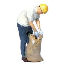 Load image into Gallery viewer, Miniature Carrier Worker Are Carrying Sack Scene 1:64 Handpaint Figure Models Toys Landscape Layout Scene Accessories Diorama Supplies