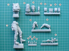 Load image into Gallery viewer, U.S. Army Ranger Soldier Unpainted Resin Figure 1/16 Scale Unassembled Model