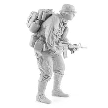 Load image into Gallery viewer, 1970 Vietnam War US Infantry Soldier Unpainted Resin Figure 1/16 Scale Unassembled Model