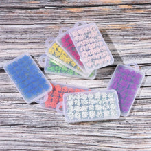 Load image into Gallery viewer, 28pcs/box Miniature Wild Flower Cluster Grass Tufts Models Sand Table Dollhouse Fairy Garden Landscape Terrarium Diorama Craft Supplies