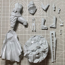 Load image into Gallery viewer, WWII Red Army Female Sniper Soldier Unpainted Resin Figure 1/35 1/16 Scale Unassembled Model