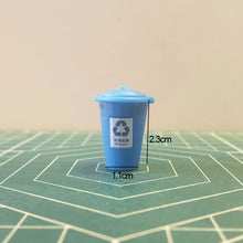 Load image into Gallery viewer, 5pcs Miniatures Plastic Round Garbage Bins 1/30 G Scale Trash Can Model Set for Diorama Scenery Railway Layout Building and Sand Table