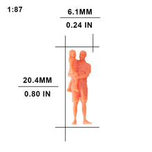 Load image into Gallery viewer, Miniature Father with Daughter Unpainted Figure 1/87 1/72 1/64 1/43 Scale Model for Dioramas and Scenery Layouts