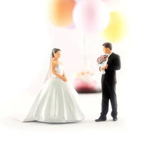 Load image into Gallery viewer, 2 pcs Miniature Marriage Proposal Couple People Figure 1:64 Model Sand Table Scenery Building Landscape Accessories Toys Diorama Supplies