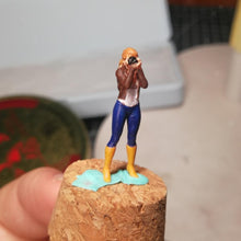 Load image into Gallery viewer, Miniature Spice Woman People Unpainted Figure 1:64 Scale Models Street Building Landscape Scenery Layout Accessories Diorama Supplies