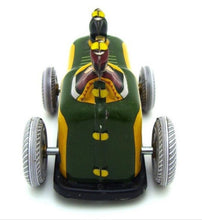Load image into Gallery viewer, MS510 Small Diesel Tractor Vehicle Retro Clockwork Wind Up Tin Toy Collectible