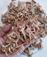 Load image into Gallery viewer, 100 pcs Classic WWII Military Plastic Toy Soldiers Army Men 5cm Figures 10 Poses (Choose Color)