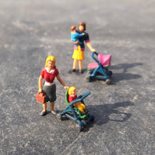 Load image into Gallery viewer, 4 pcs Miniature Mother Baby Stroller People 1:87 Figure HO Scale Models Building Landscape Scene Accessories Diorama Supplies
