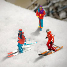 Load image into Gallery viewer, 3pcs Miniature Skier & Snowboarder Figures 1:87 Scale Model Diorama, Railway Scenery Craft Supplies