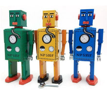 Load image into Gallery viewer, MS397 Mechanical Walking Lilliput Robot Retro Clockwork Wind Up Tin Toy Collectible (Choose Color)