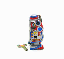 Load image into Gallery viewer, MS235 Vintage Mini Silver Robot Retro Clockwork Wind Up Tin Toy Collectible