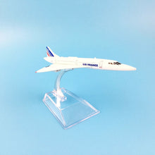 Load image into Gallery viewer, Air France Concorde Airplane 16cm Diecast Plane Model