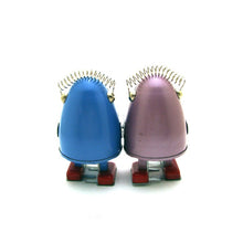 Load image into Gallery viewer, MS649 Mechanical Walking Egg Robot Retro Clockwork Wind Up Tin Toy Collectible (Choose Color)