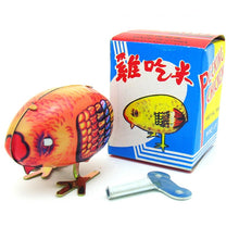 Load image into Gallery viewer, MS006 Classic Pecking Chicken Retro Clockwork Wind Up Tin Toy Collectible