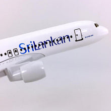 Load image into Gallery viewer, SriLankan Airlines Airbus A320 Airplane 16cm Diecast Plane Model